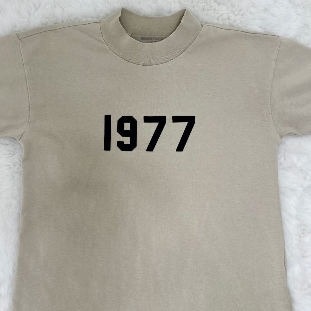 Fear of God Essentials kids’ “1977” short-sleeve t-shirt